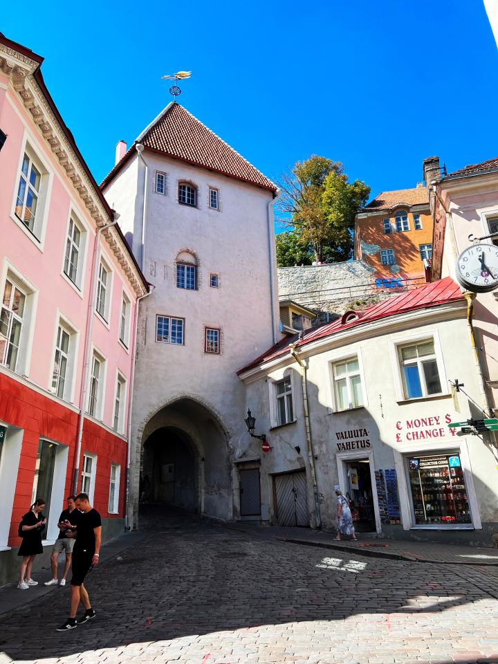 Okruh Pobaltím letecky  výlet do Helsinek