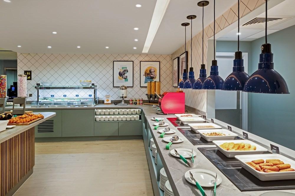 Hampton By Hilton London City