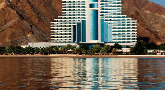Le Meridien Al Aqah Beach Resort – fotka 10