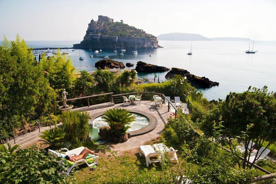 Giardino delle Ninfe e la Fenice