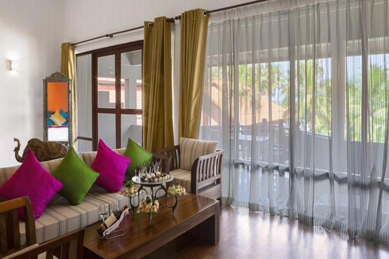 Royal Palms Beach Hotel