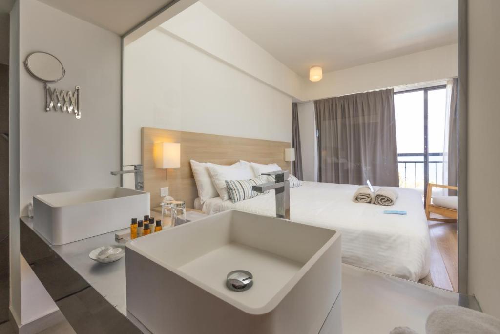 Sandy Beach Hotel