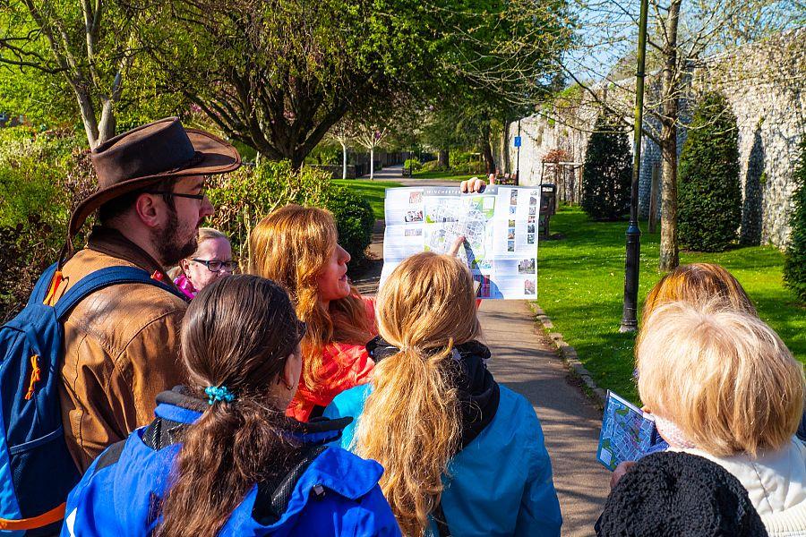 To nejlepší z Londýna + Windsor + Winchester + Stonehenge (letecky z Prahy)