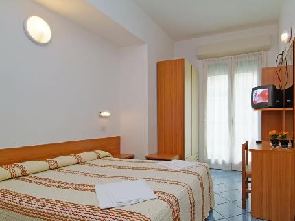 Hotel Corona 3*, Řím - letecky