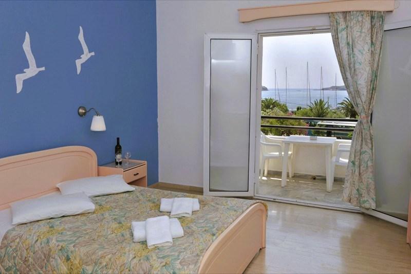 Řecko – Ostrov Skiathos A Skopelos