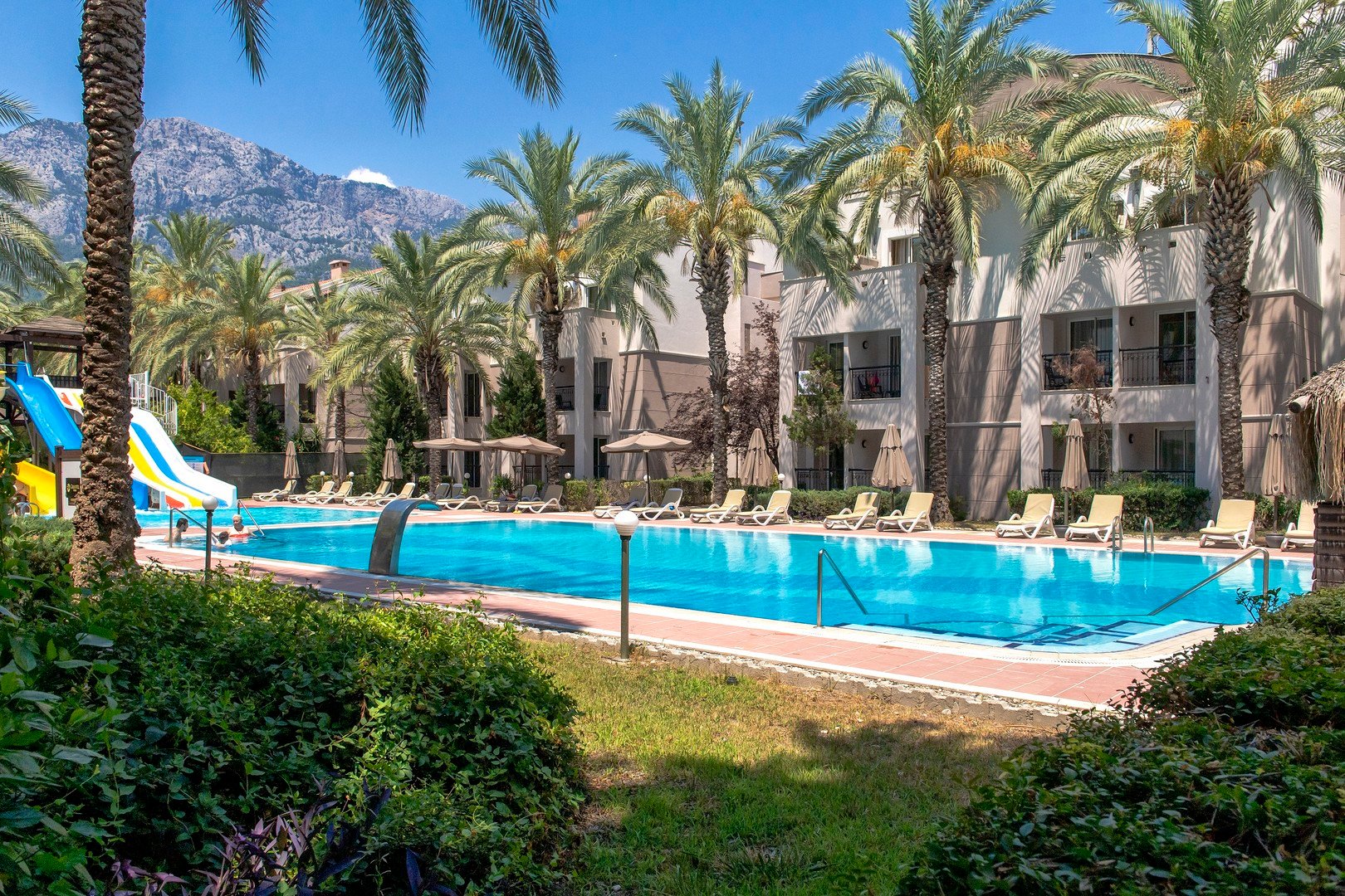 GRAVEL HOTELS SELECT