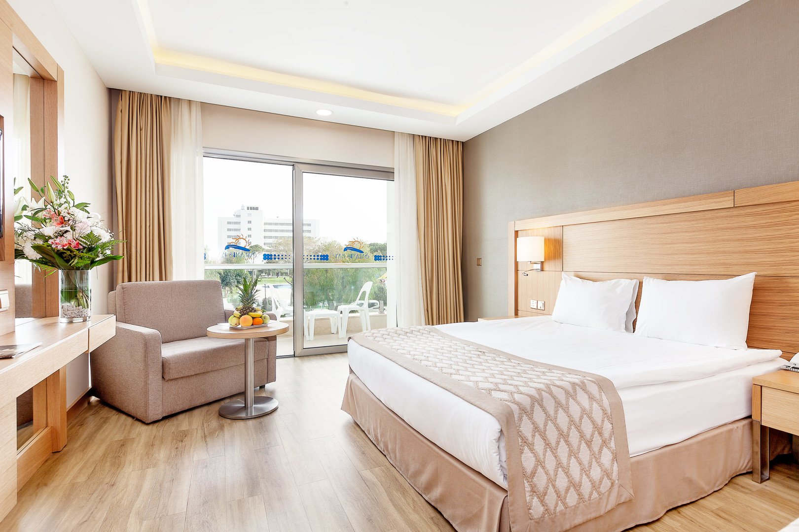 Salamis Bay Conti Resort 50+