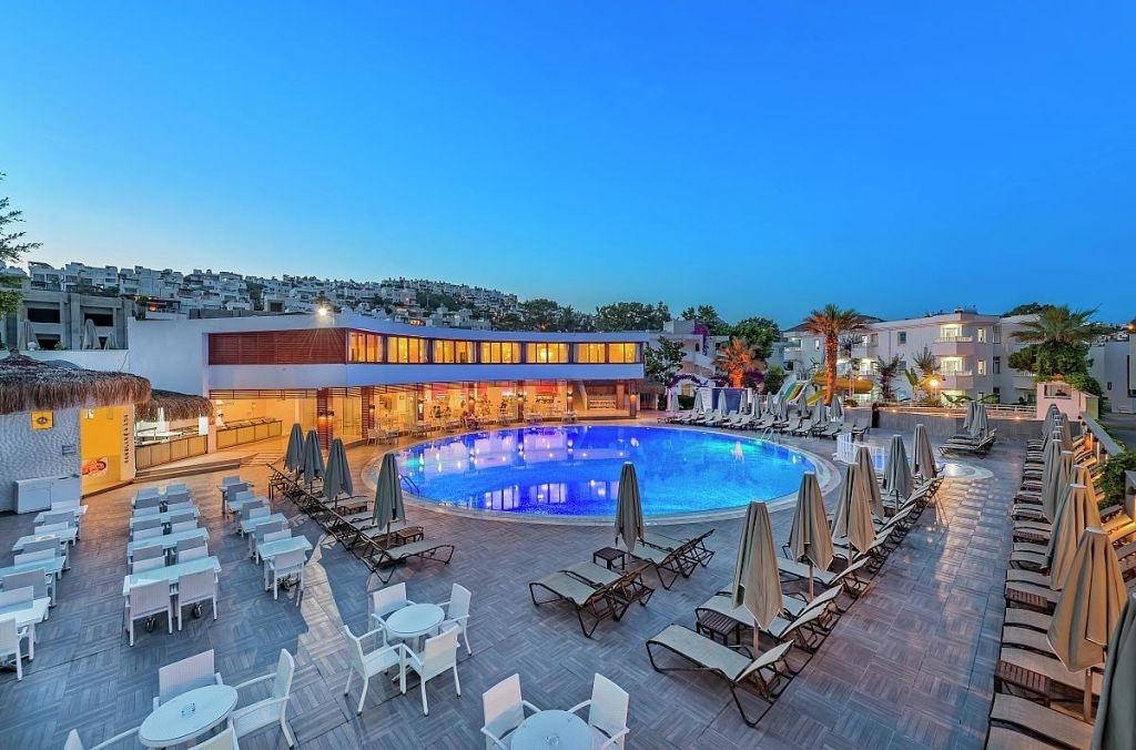 Bendis Beach Hotel